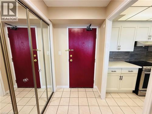 99 DONN Avenue Unit# 704 , Stoney Creek, Ontario L8G 5B2 3