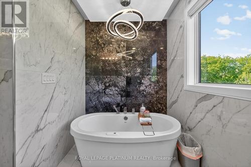 7 Arch Road, Mississauga, ON 