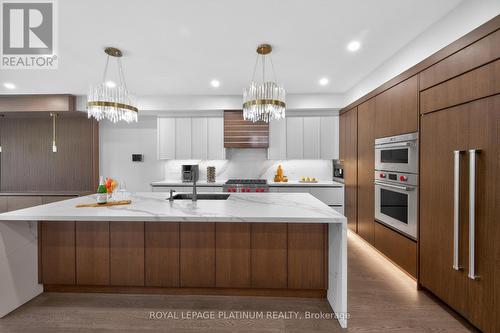 7 Arch Road, Mississauga, ON 