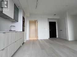2402 - 11 YORKVILLE AVENUE Toronto, ON M4W 1L2