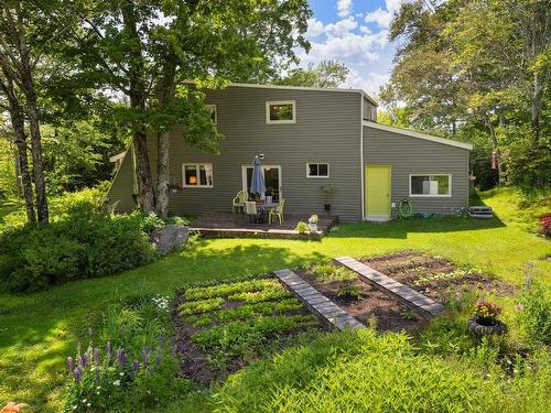 242 Rolling Hills Drive, Waverley, NS 