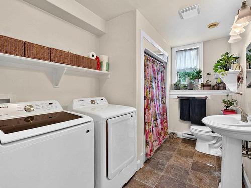 355 College Road, Windsor, NS 