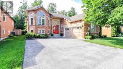 16 CHERRY SANDS CRESCENT  Wasaga Beach, ON L9Z 1P5