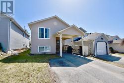 47 D'AMBROSIO DRIVE Barrie, ON L4N 6V6