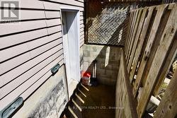 separate entrance - 