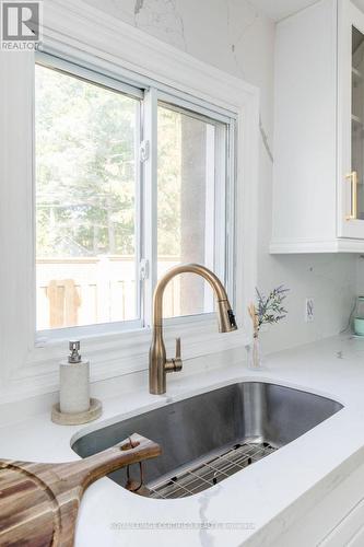 7 Oliver Drive, Tiny, ON 