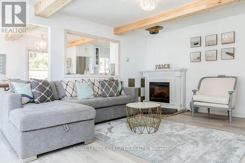 7 Oliver Drive, Tiny, ON 