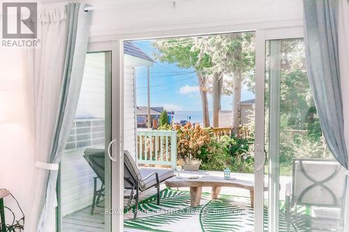 7 Oliver Drive, Tiny, ON 