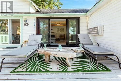 7 Oliver Drive, Tiny, ON 