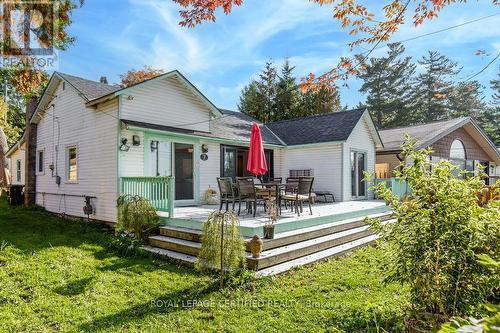7 Oliver Drive, Tiny, ON 