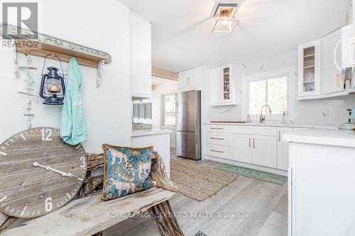 7 Oliver Drive, Tiny, ON 