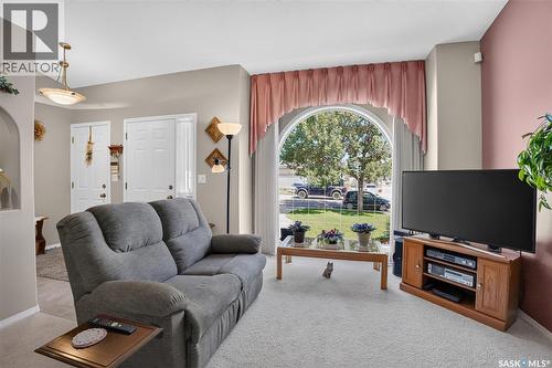 307 Sumner Lane, Saskatoon, SK 