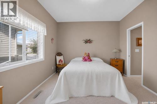 307 Sumner Lane, Saskatoon, SK 
