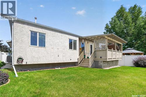 307 Sumner Lane, Saskatoon, SK 