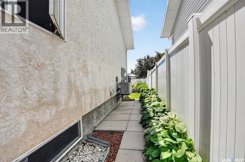 307 Sumner Lane, Saskatoon, SK 