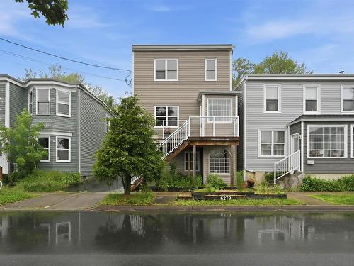 6279 Yale Street  Halifax, NS B3L 1C9