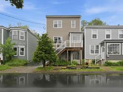 6279 Yale Street  Halifax, NS B3L 1C9