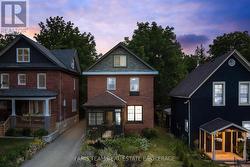 344 FIRST STREET Midland, ON L4R 3P2