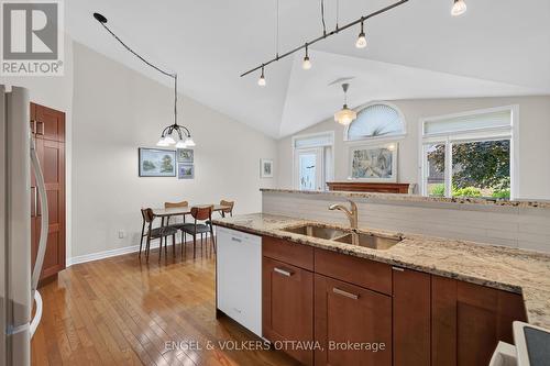 10 Waterthrush Crescent, Ottawa, ON 