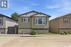 26 55 Borden CRESCENT  Saskatoon, SK S7L 5J9