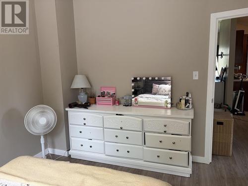 77 Hillside Dr S, Elliot Lake, ON - Indoor Photo Showing Bedroom