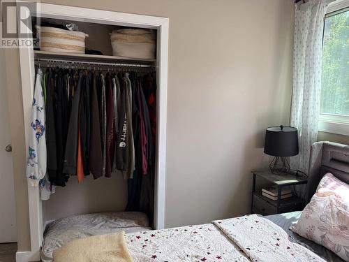 77 Hillside Dr S, Elliot Lake, ON - Indoor Photo Showing Bedroom