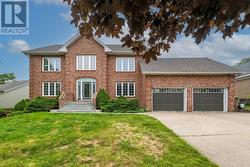 20 Cresthaven Drive  Halifax, NS B3M 4B9