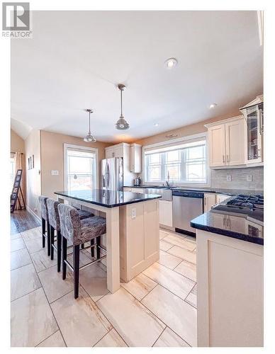 14 Atkinson Drive, Pasadena, NL 