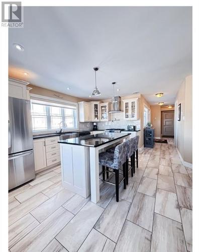 14 Atkinson Drive, Pasadena, NL 