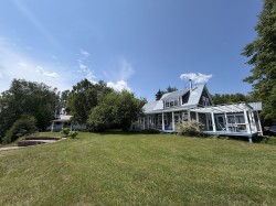 339 Boul. Perron O.  New Richmond, QC G0C 2B0