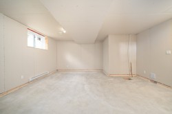Bedroom - 