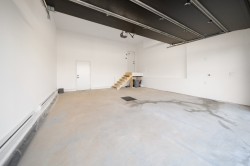 Garage - 