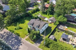 6895 Av. Spriggs  Longueuil (Saint-Hubert), QC J3Y 1R7