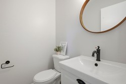 Powder room - 