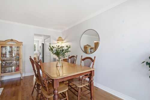 Dining Room - 28 Av. D'Old Post Crescent, Pointe-Claire, QC 