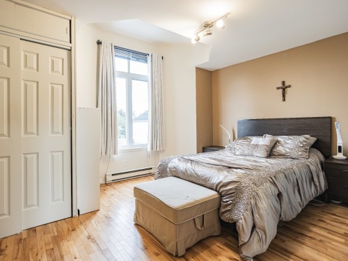 Chambre à coucher principale - 122 Rue Des Émeraudes, L'Île-Perrot, QC - Indoor Photo Showing Bedroom