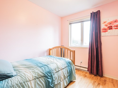 Chambre à coucher - 122 Rue Des Émeraudes, L'Île-Perrot, QC - Indoor Photo Showing Bedroom