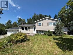 11 Fairmont Drive Lakeside, NB E5N 7E4