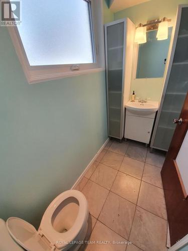 1015 Pinecrest Road, Ottawa, ON 