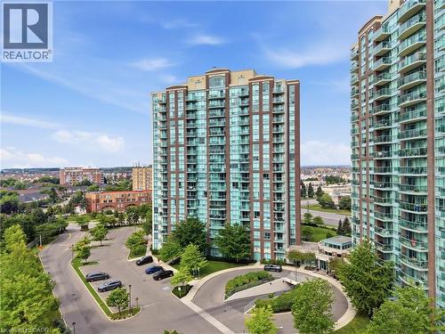 4879 KIMBERMOUNT Avenue Unit# 902  Mississauga, ON L5M 7R8