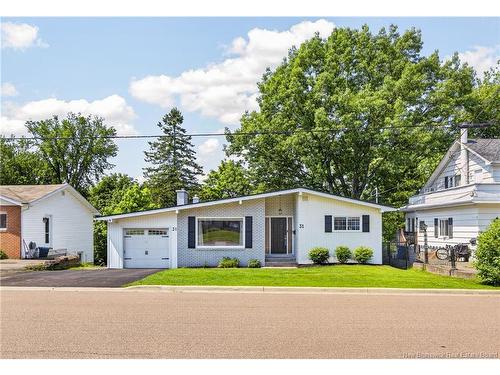 31 Alexander Ave, Moncton, NB 