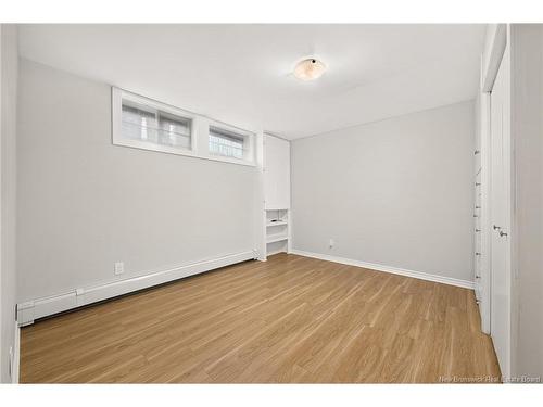 31 Alexander Ave, Moncton, NB 