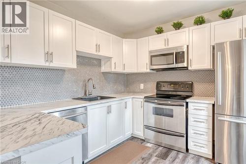 118 Cameron Avenue N, Hamilton, ON 