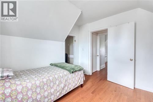 118 Cameron Avenue N, Hamilton, ON 