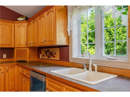 822 Douglas Ave, Fredericton, NB 