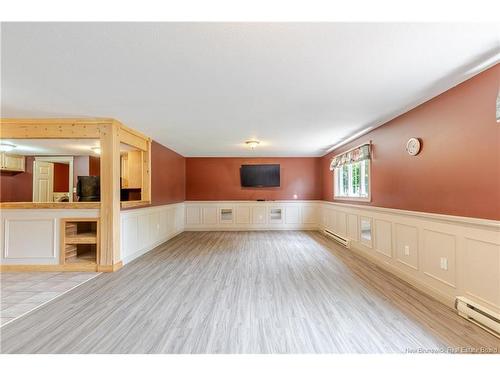 822 Douglas Ave, Fredericton, NB 