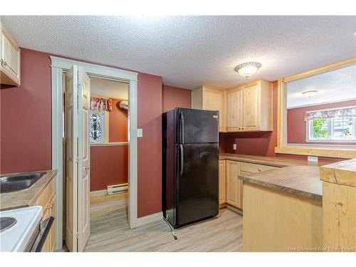 822 Douglas Ave, Fredericton, NB 