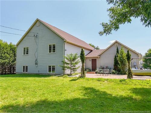 822 Douglas Ave, Fredericton, NB 