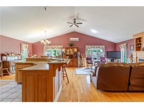 822 Douglas Ave, Fredericton, NB 