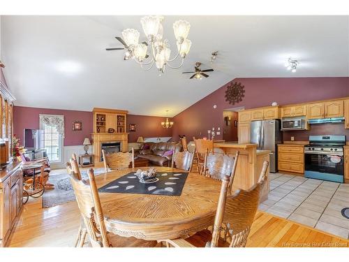 822 Douglas Ave, Fredericton, NB 